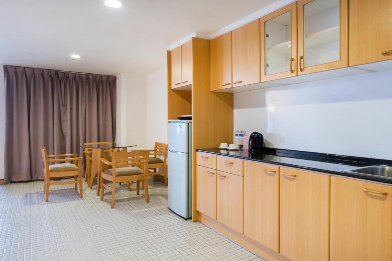 Hometel Hotel Kaohsiung Exterior photo